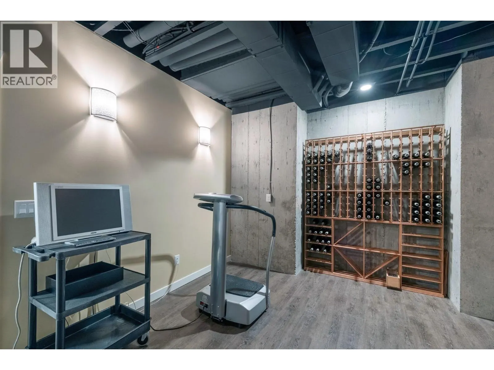 4100 Gallaghers Parkland Drive Unit# 16