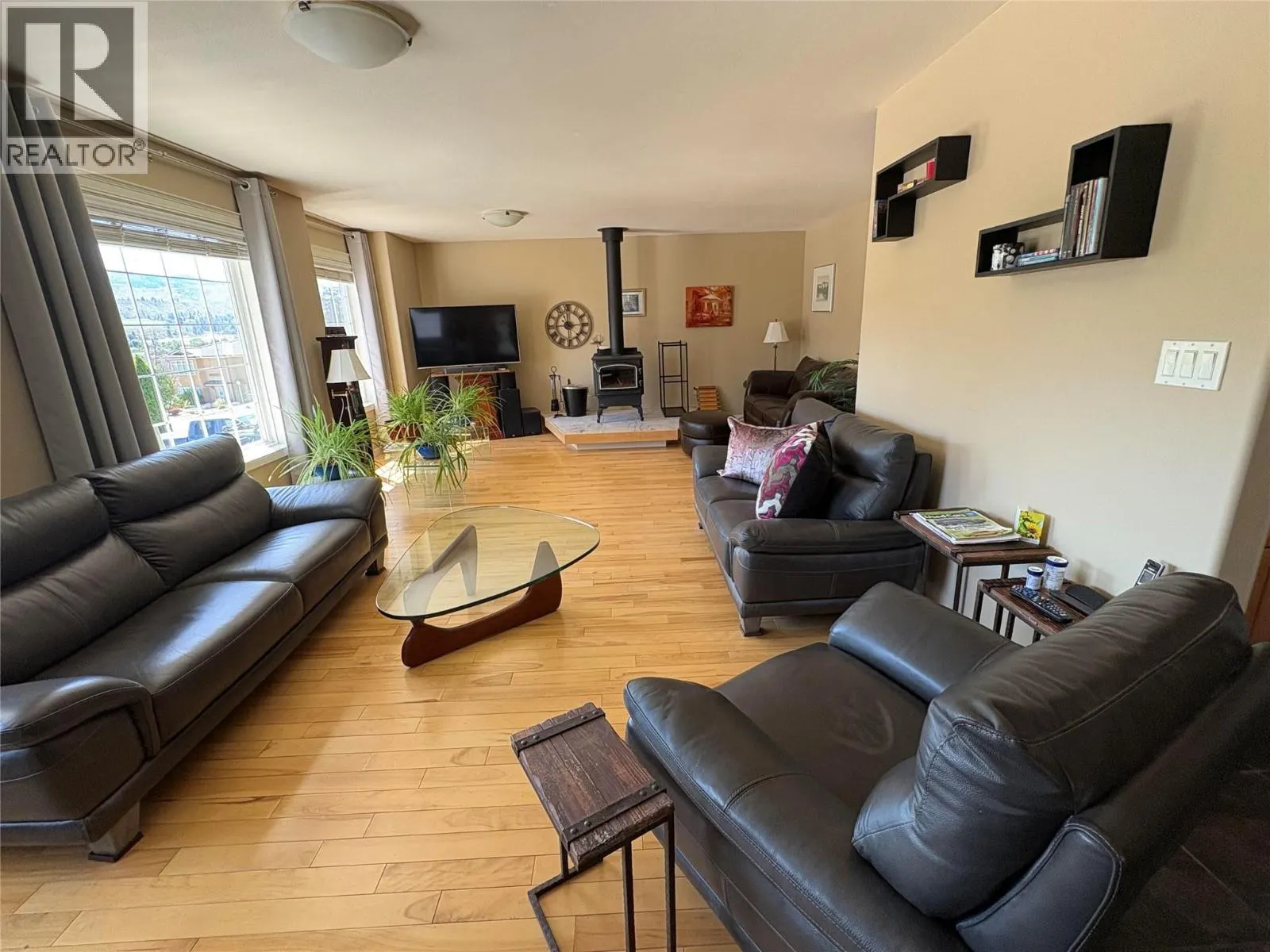 6940 Cabernet Place