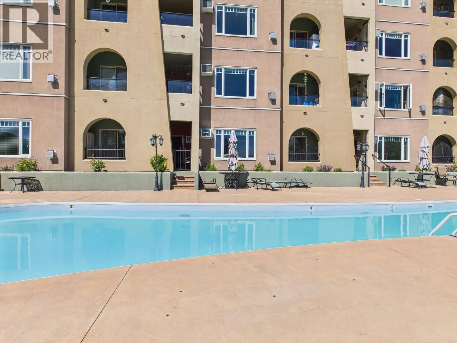 15 Solana Key Court Unit# 108