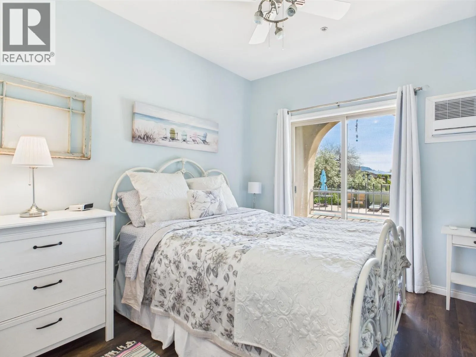 15 Solana Key Court Unit# 108