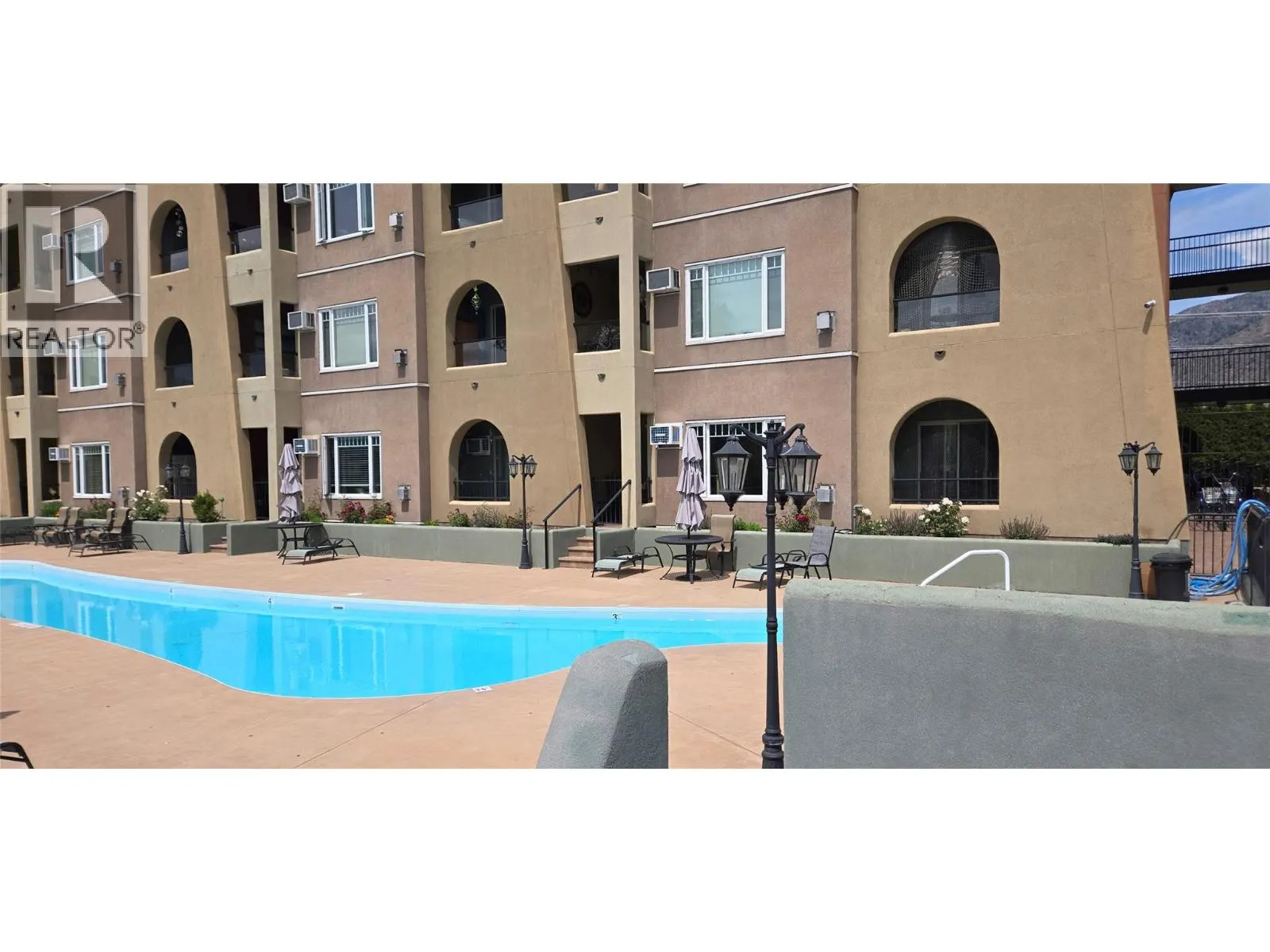 15 Solana Key Court Unit# 108