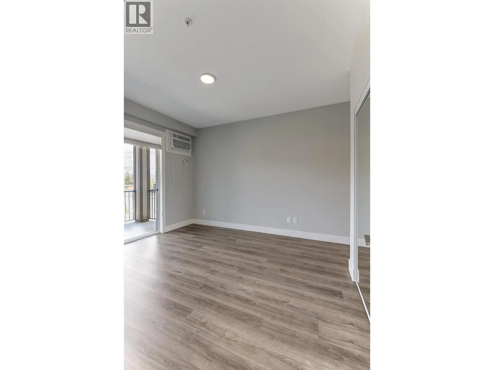 3090 Burtch Road Unit# 212