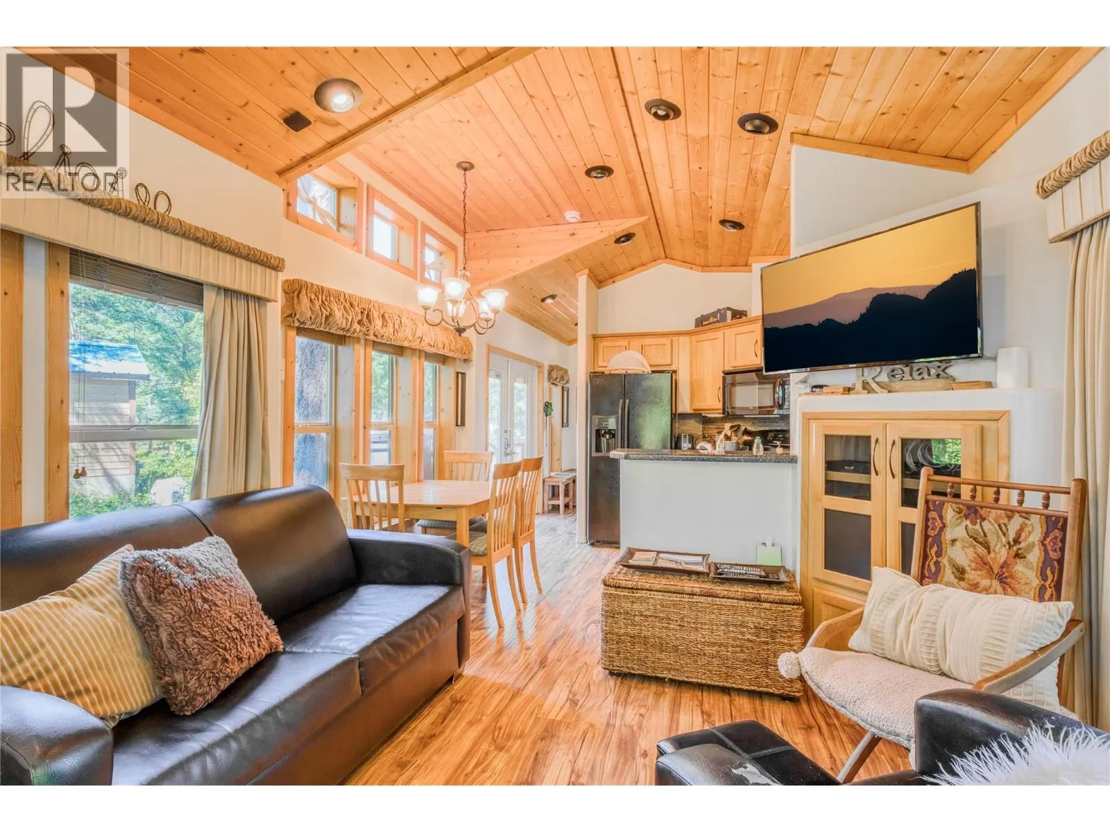 4835 Paradise Valley Drive Unit# 39