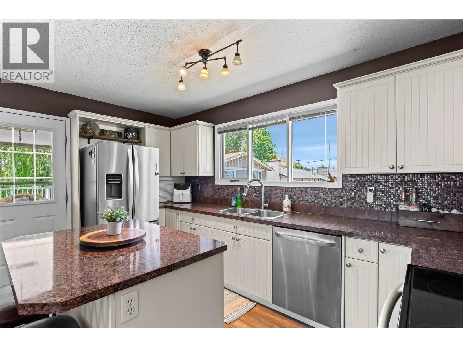 1683 SHERIDAN Drive