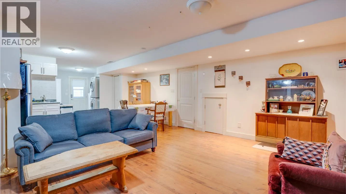 929 Mount Grady Court