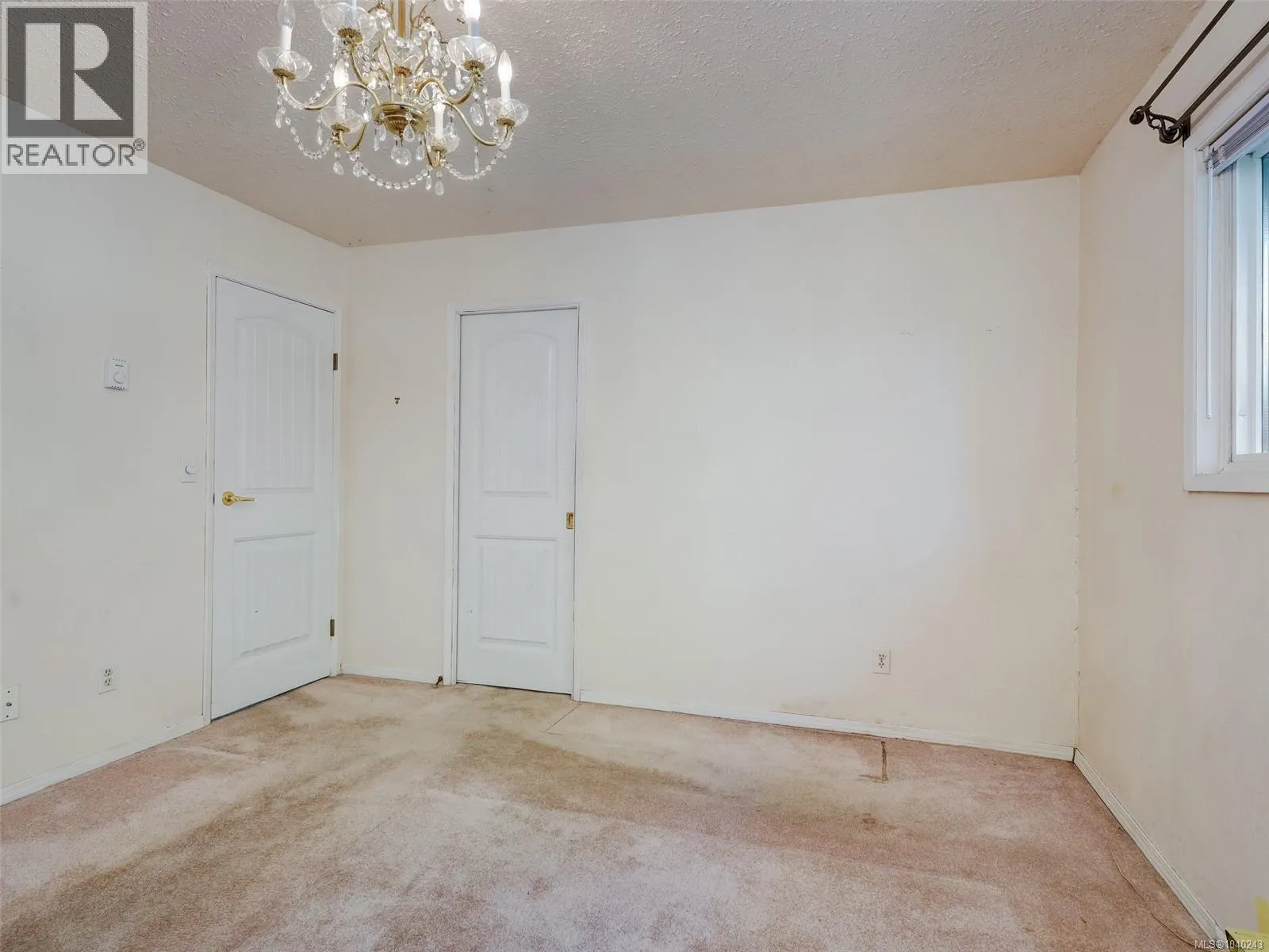 10040 Wisteria Pl