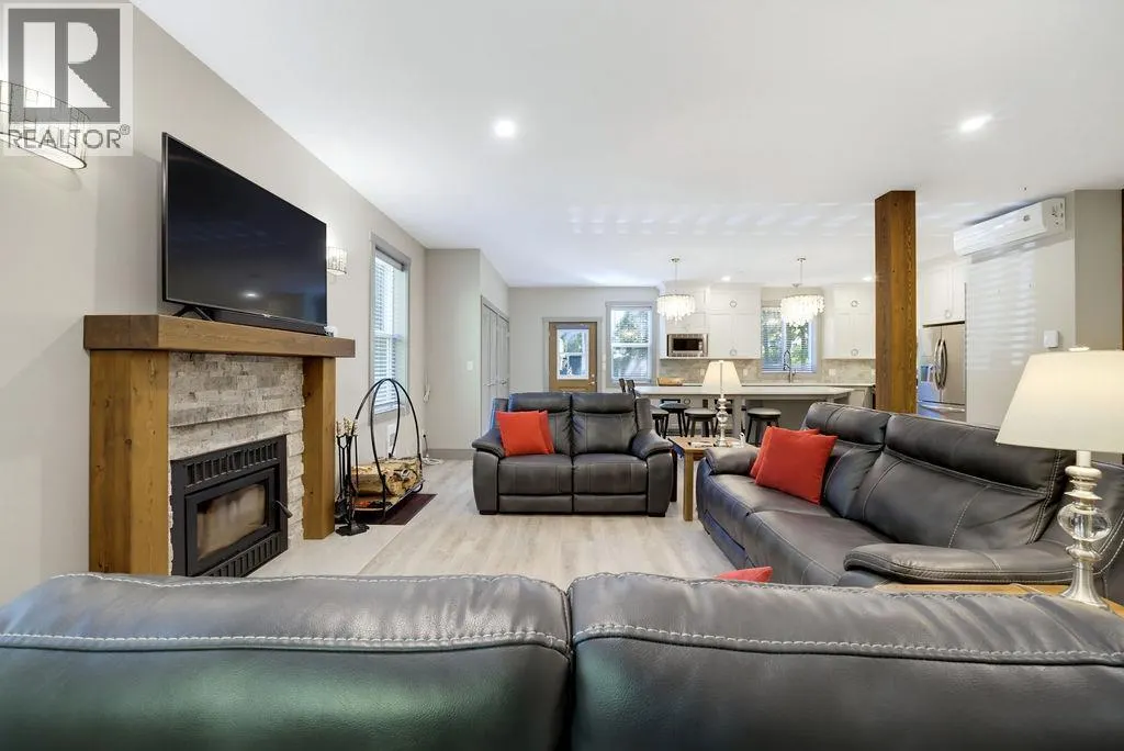 686 Swanbeach Road