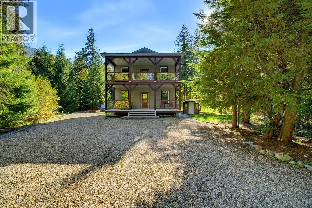 686 Swanbeach Road