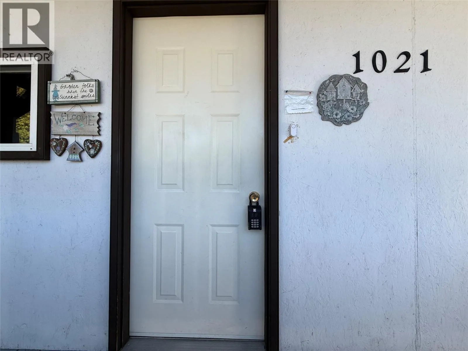 1021 Garden Road