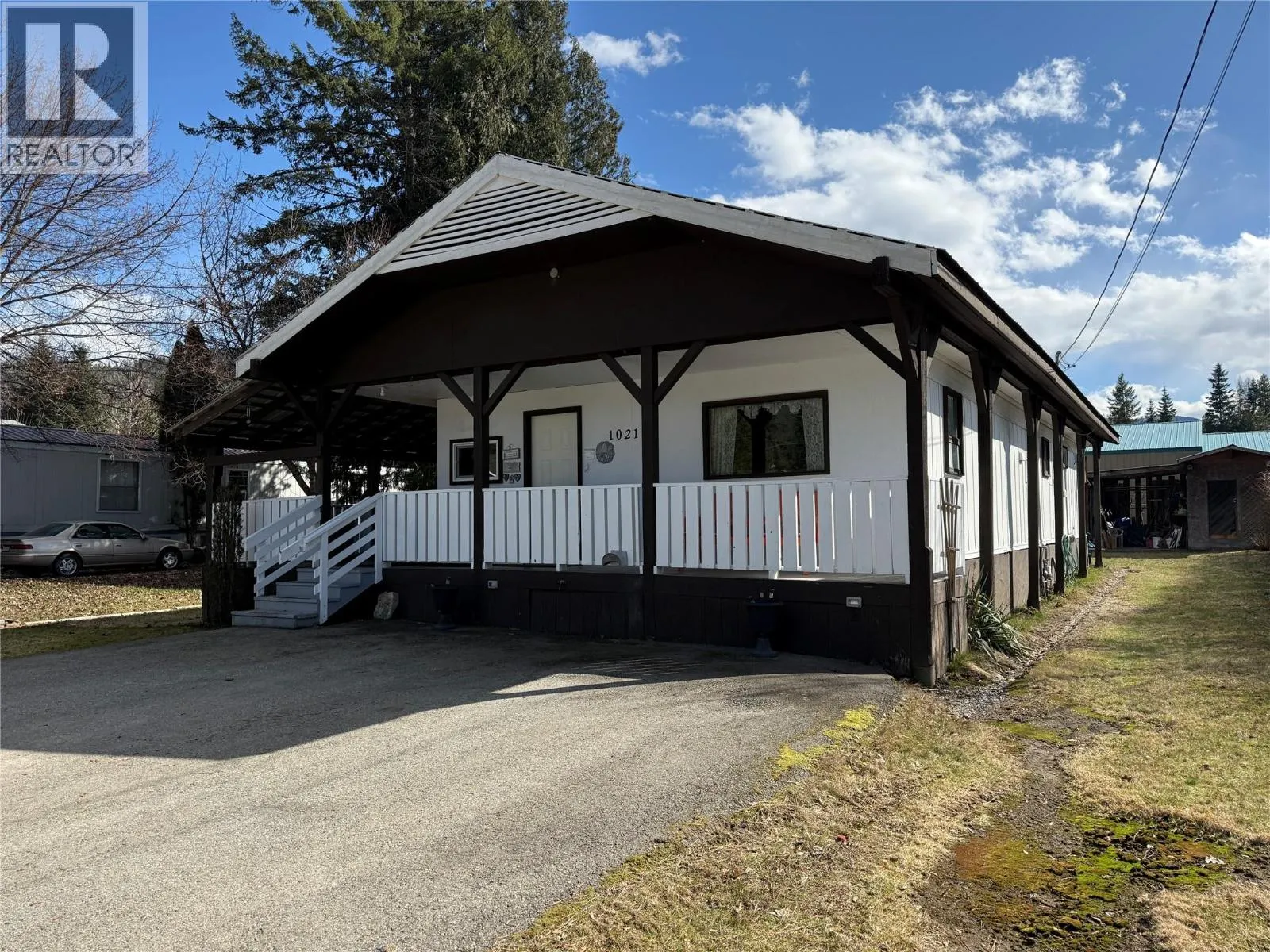1021 Garden Road