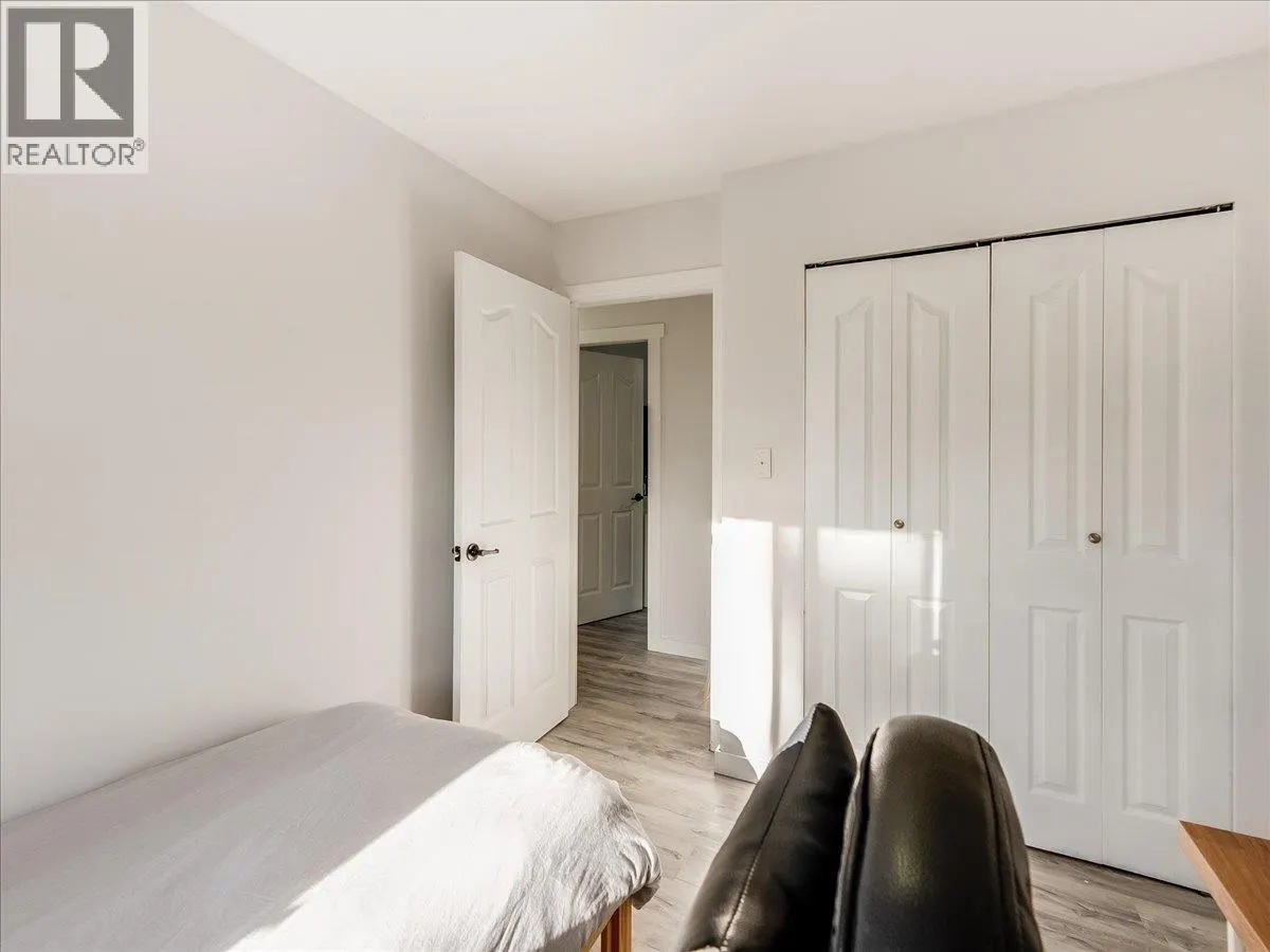 1359 Grosvenor Place