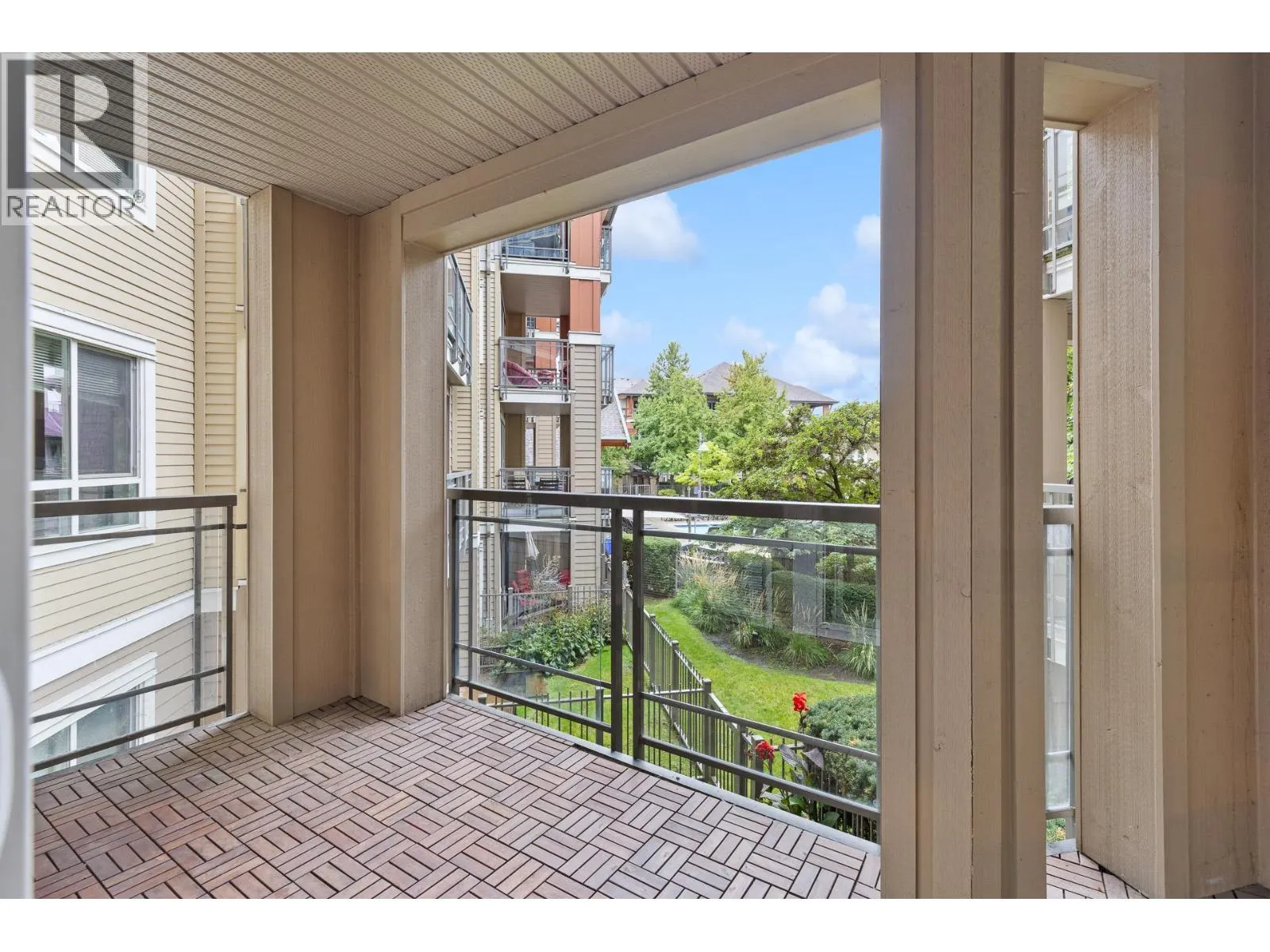 1083 Sunset Drive Unit# 211