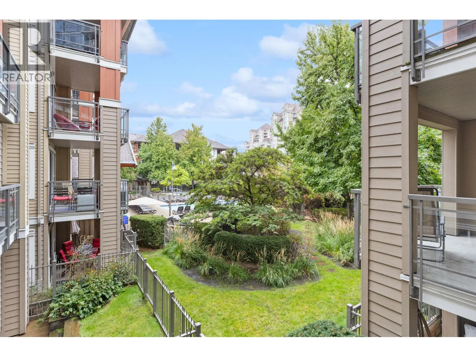 1083 Sunset Drive Unit# 211