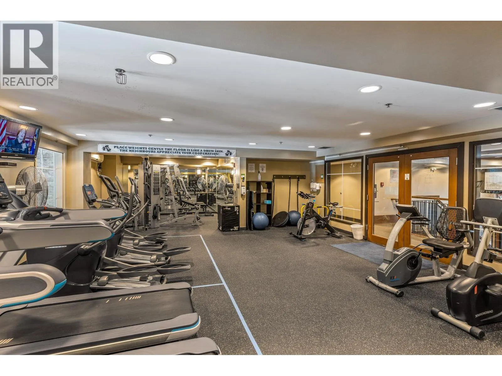 1083 Sunset Drive Unit# 211