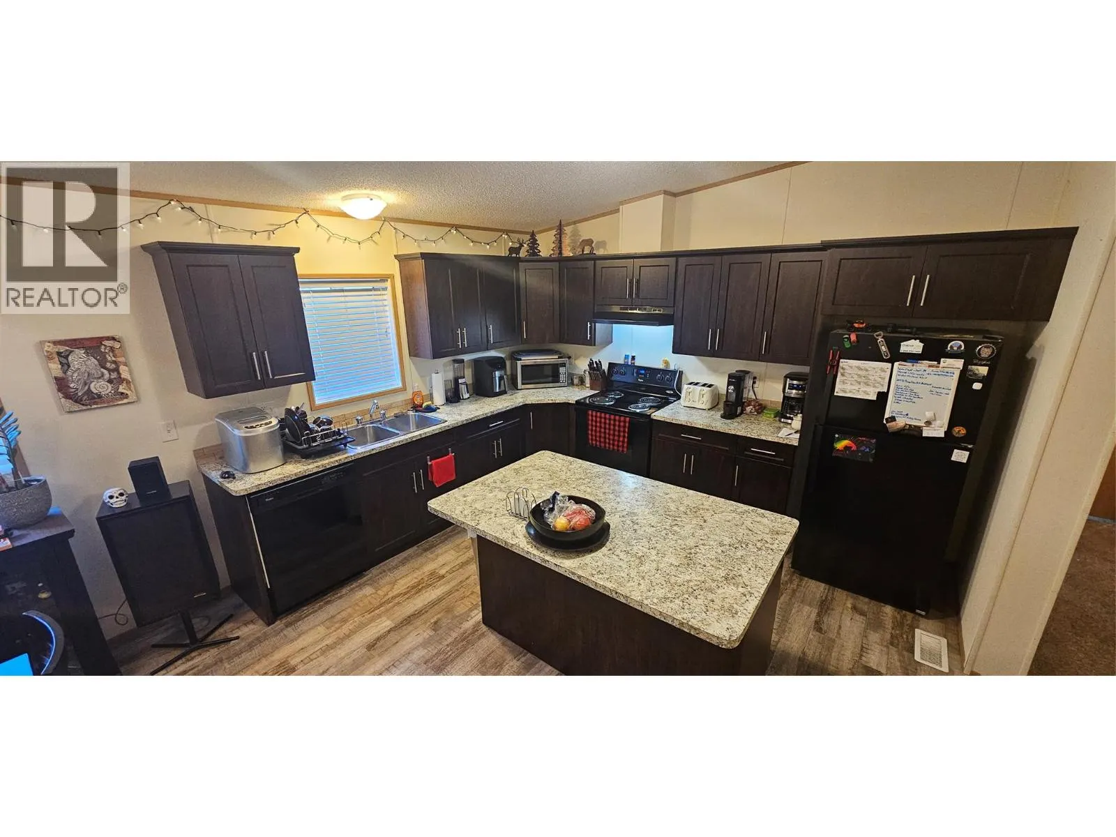 48 WILDERNESS HEIGHTS Drive