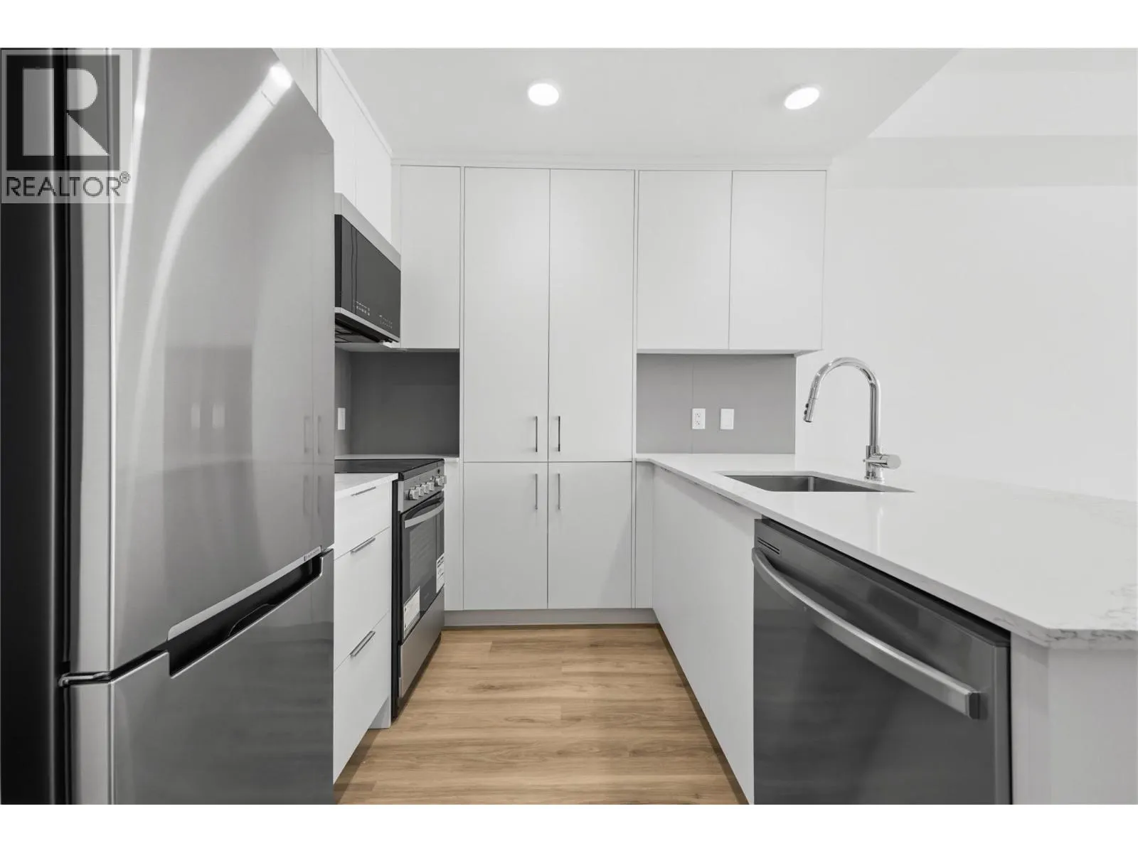 270 Riverside Drive Unit# 608