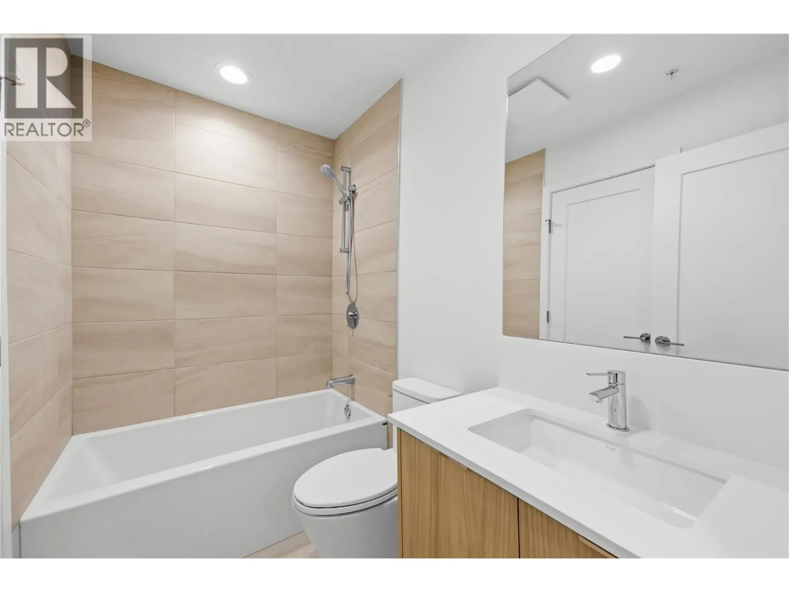 270 Riverside Drive Unit# 608