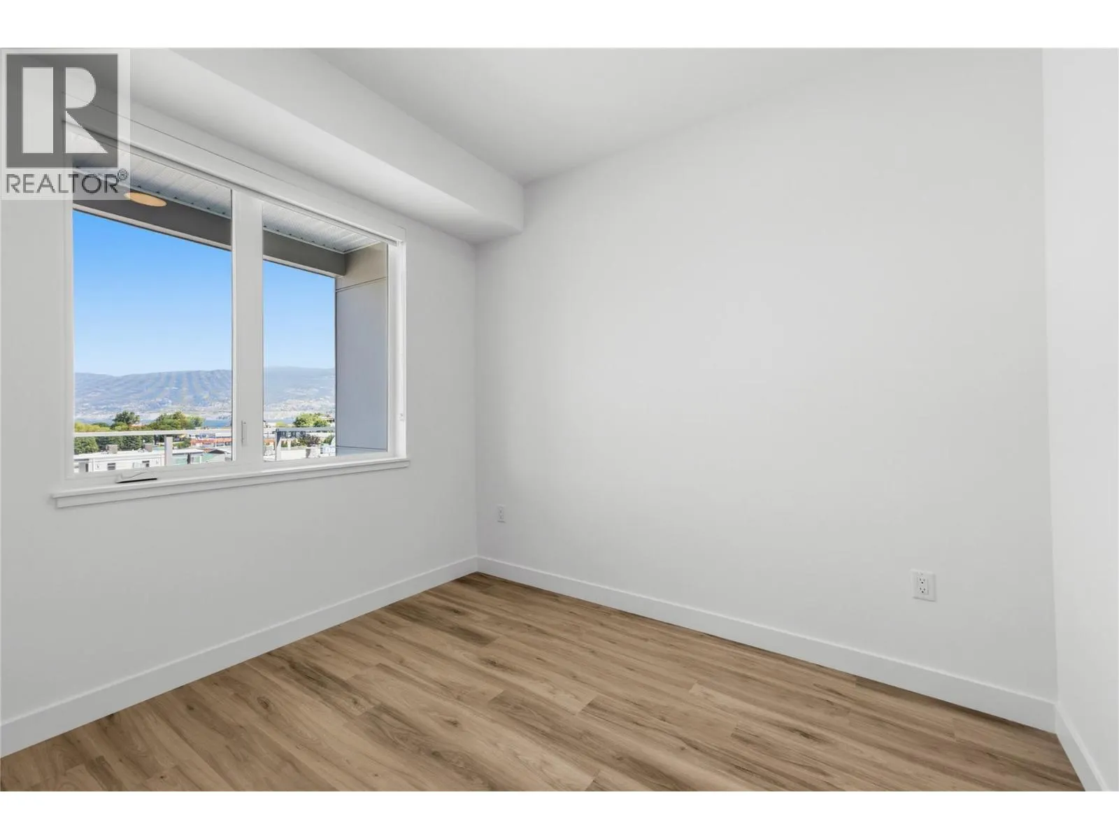 270 Riverside Drive Unit# 608