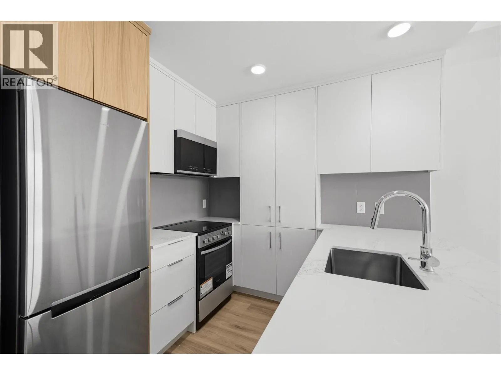 270 Riverside Drive Unit# 608