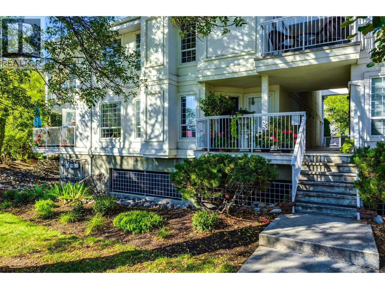 2350 Stillingfleet Road Unit# 113