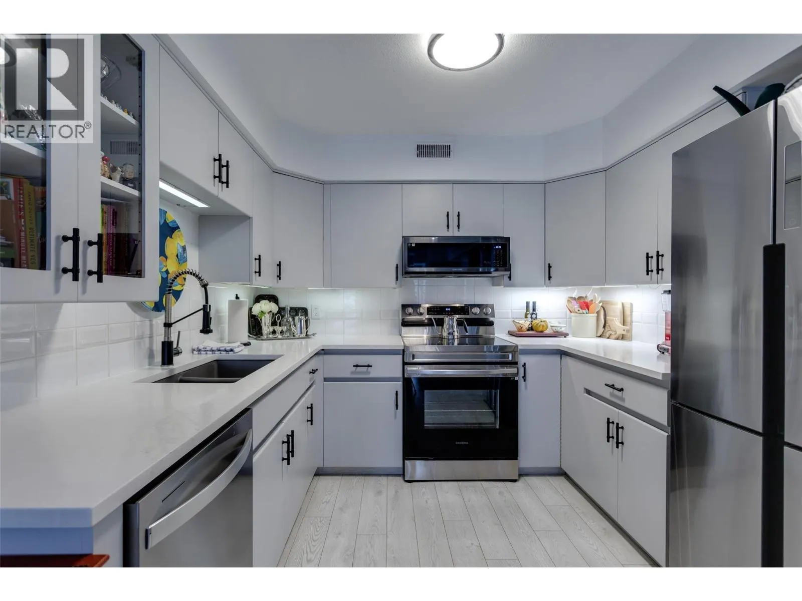 2350 Stillingfleet Road Unit# 113
