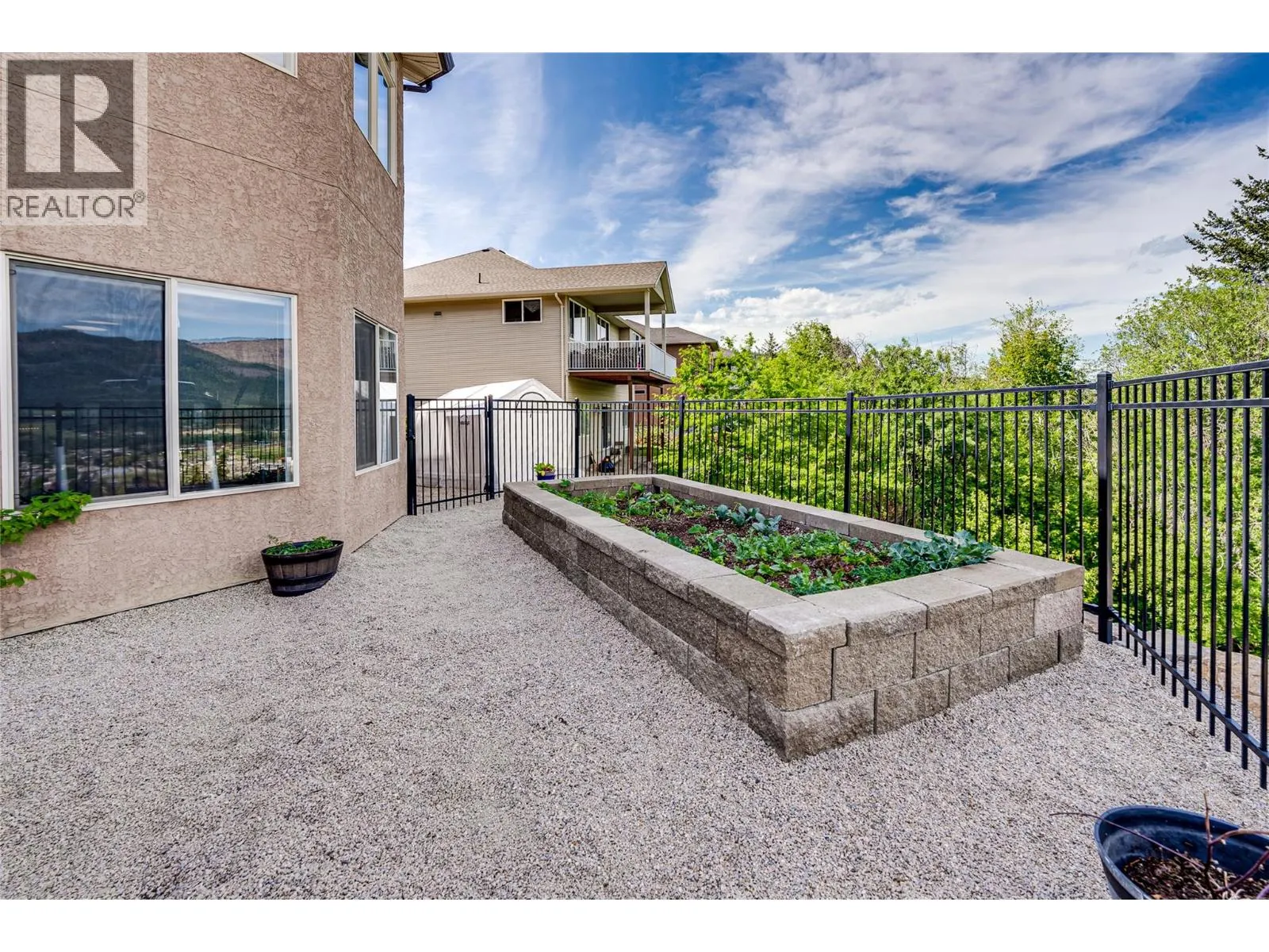 108 Red Rock Crescent