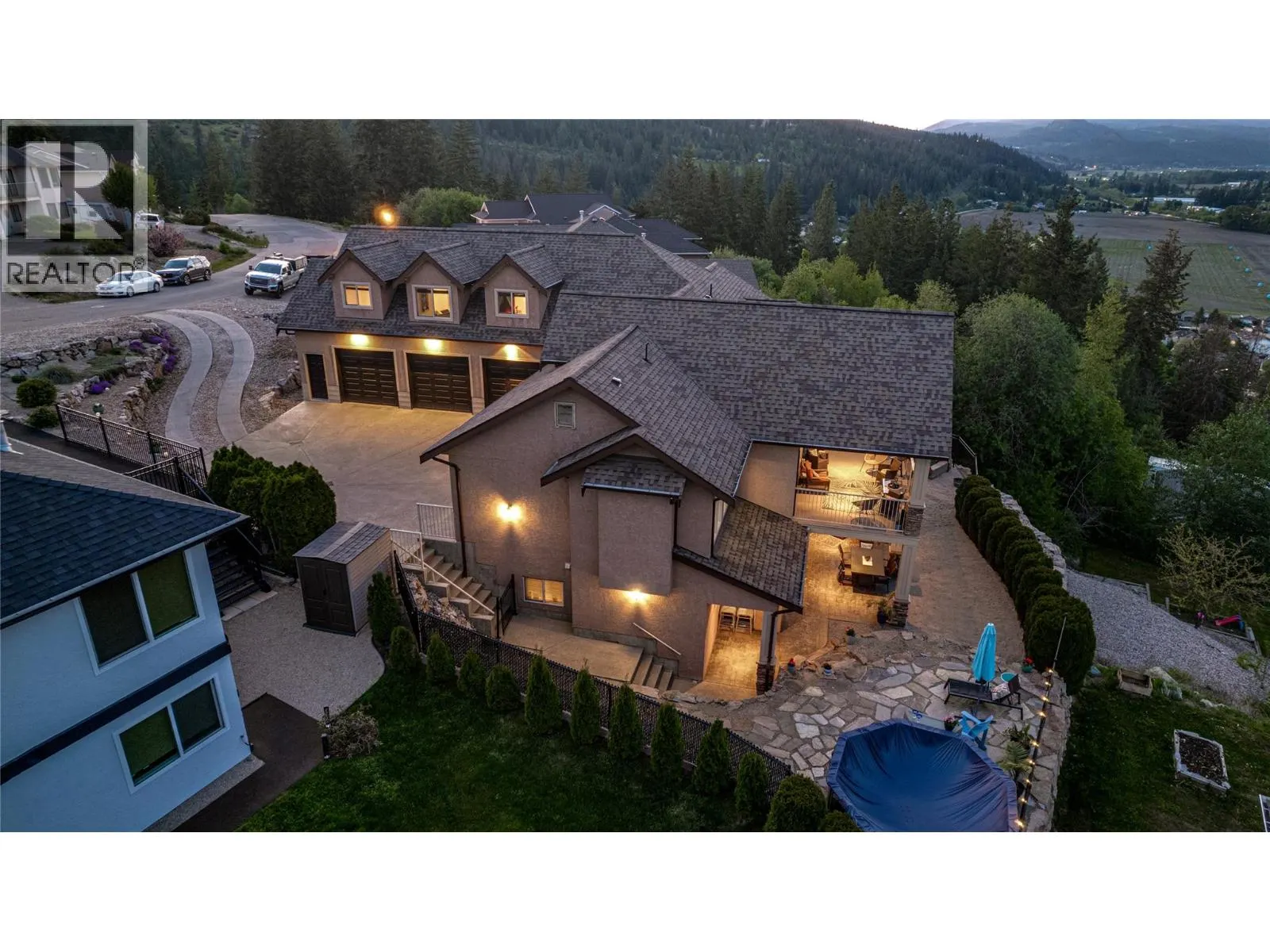 108 Red Rock Crescent