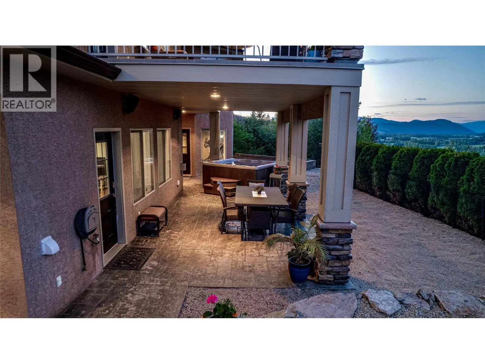 108 Red Rock Crescent