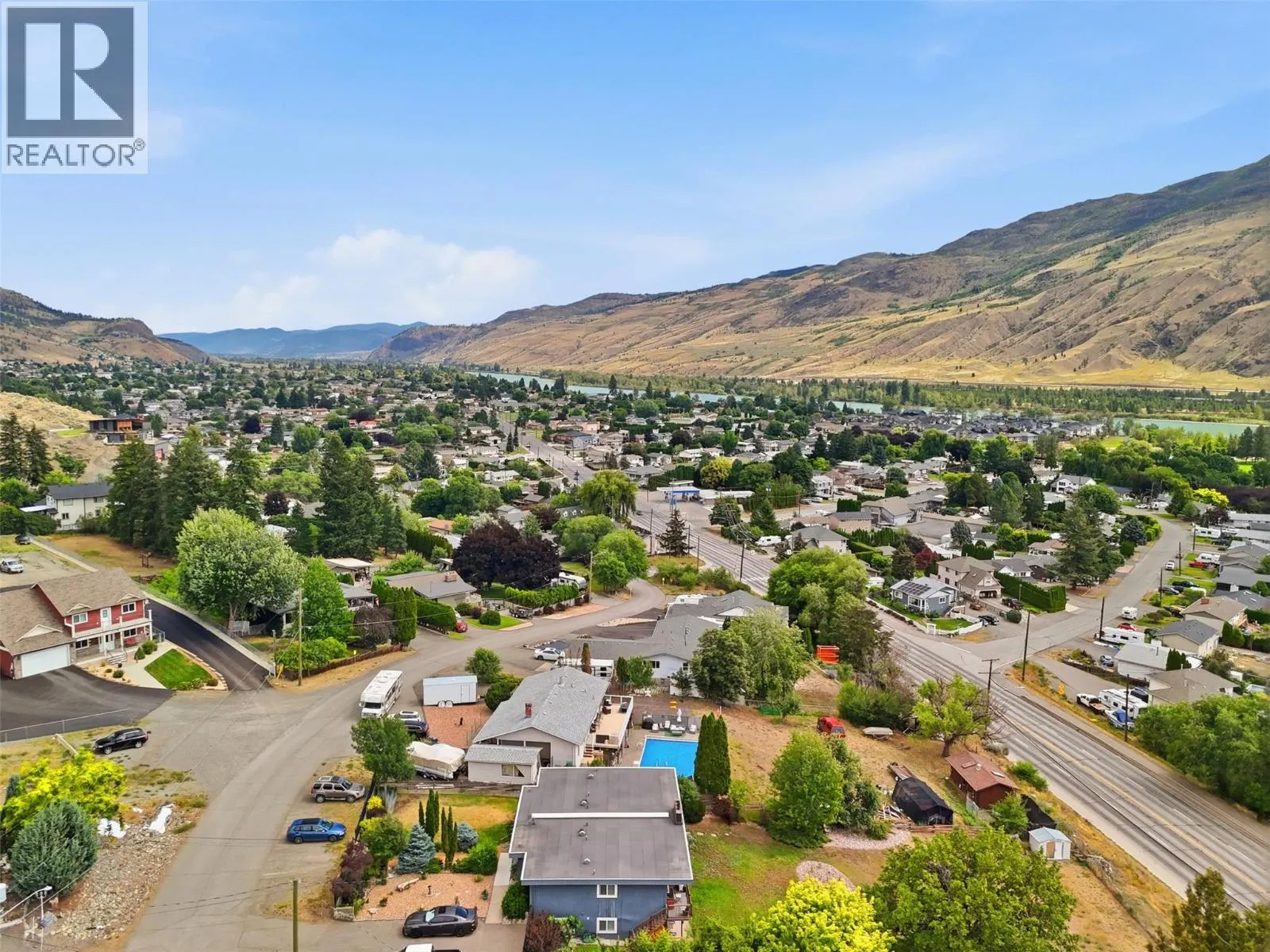 2623 PARKVIEW Drive