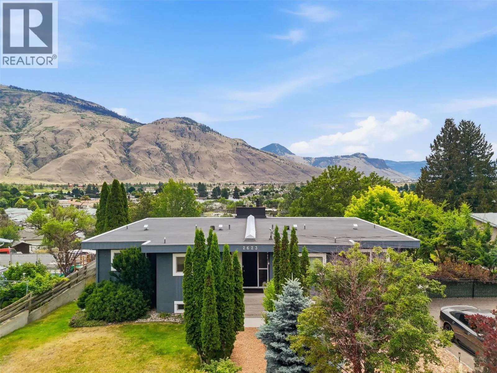 2623 PARKVIEW Drive