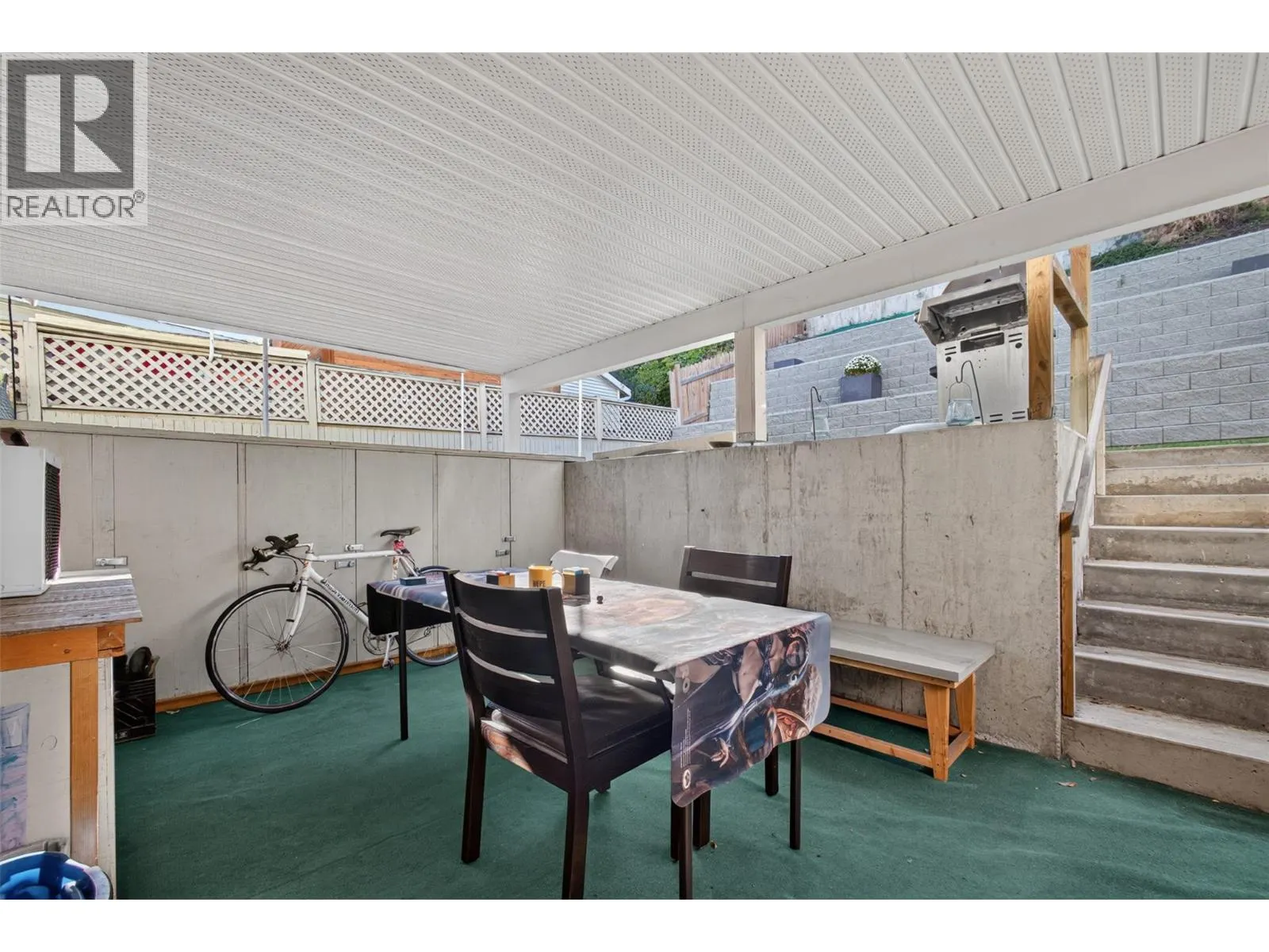 1212 Cerise Drive