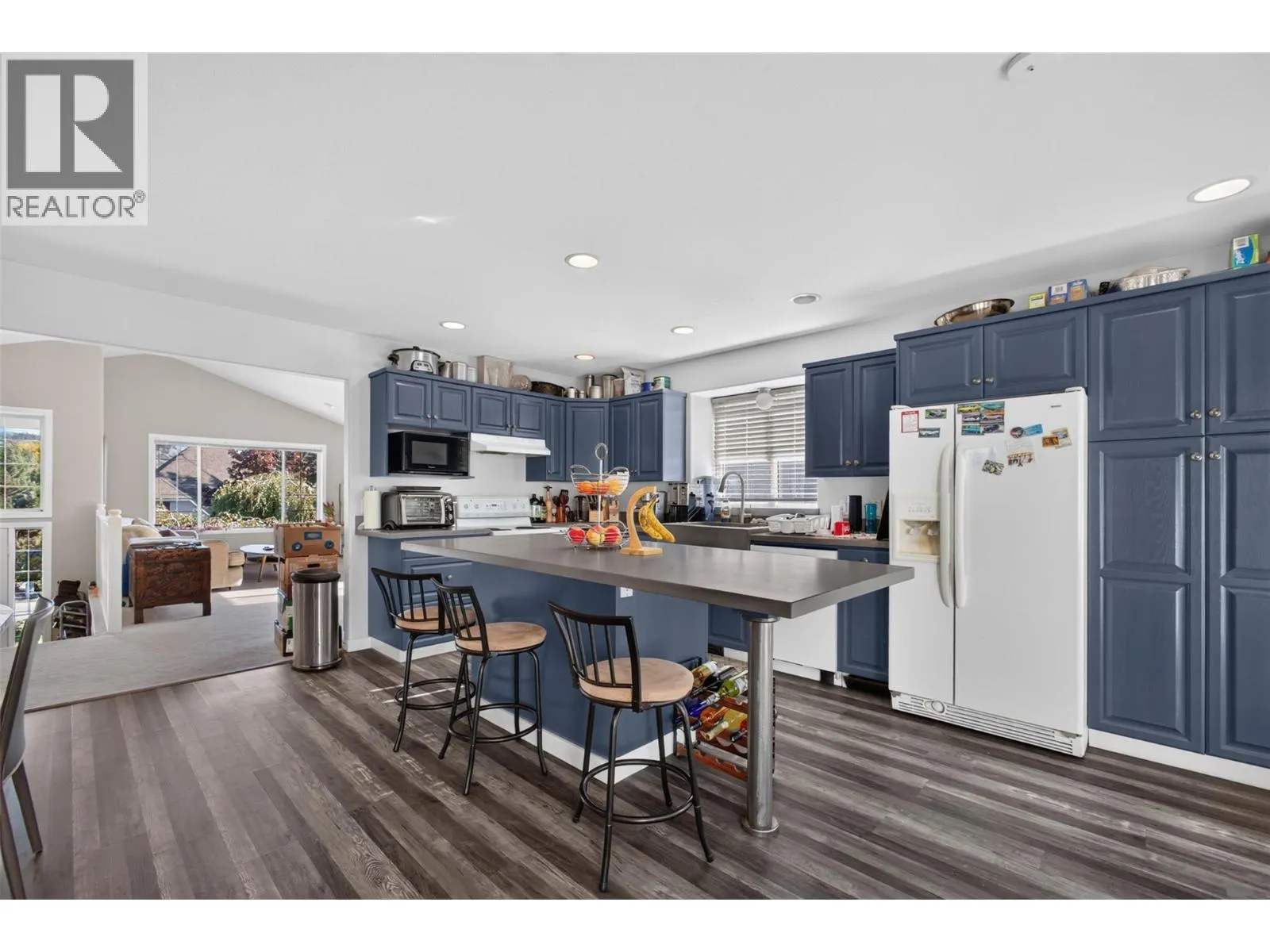 1212 Cerise Drive