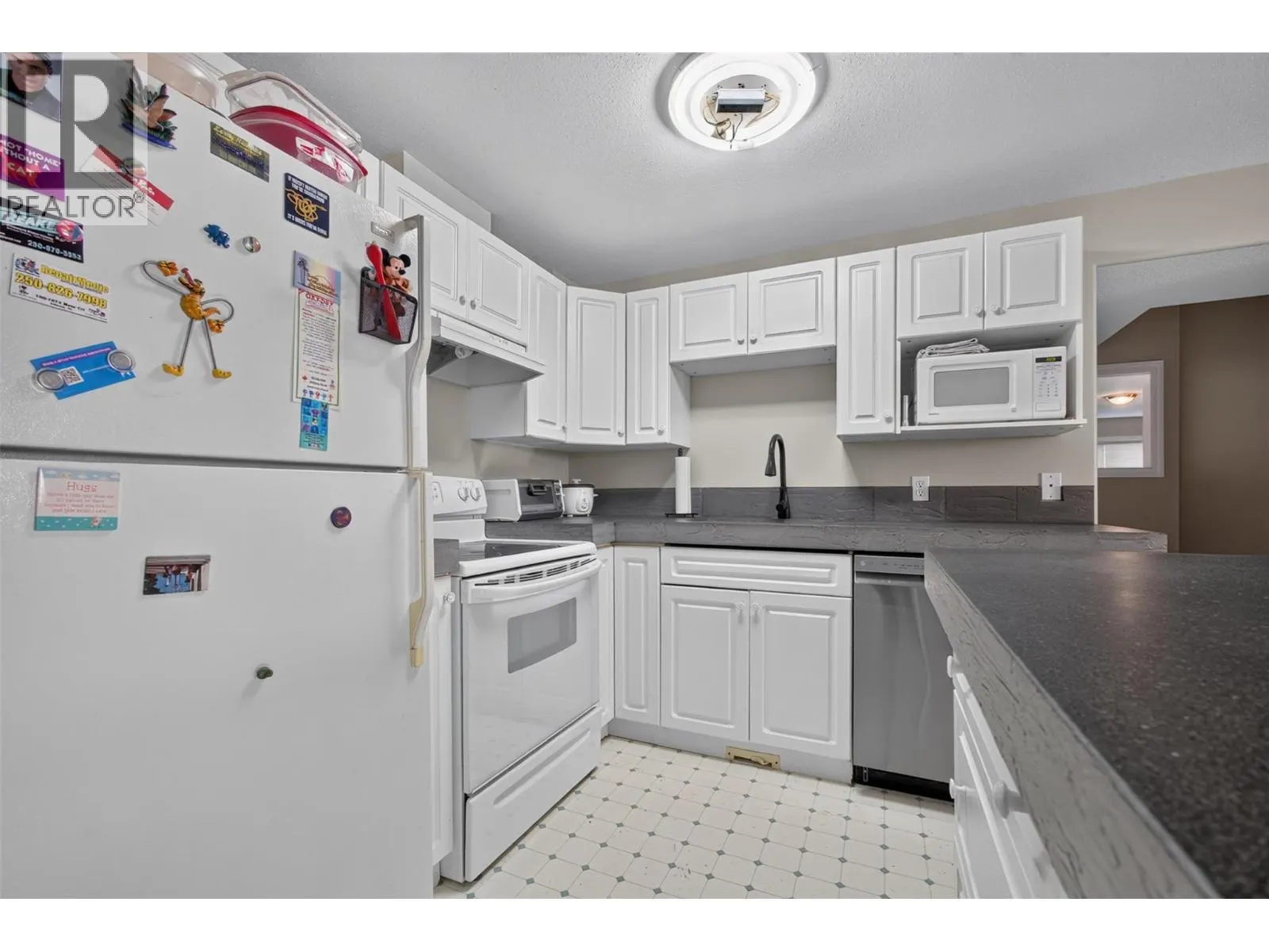 1212 Cerise Drive