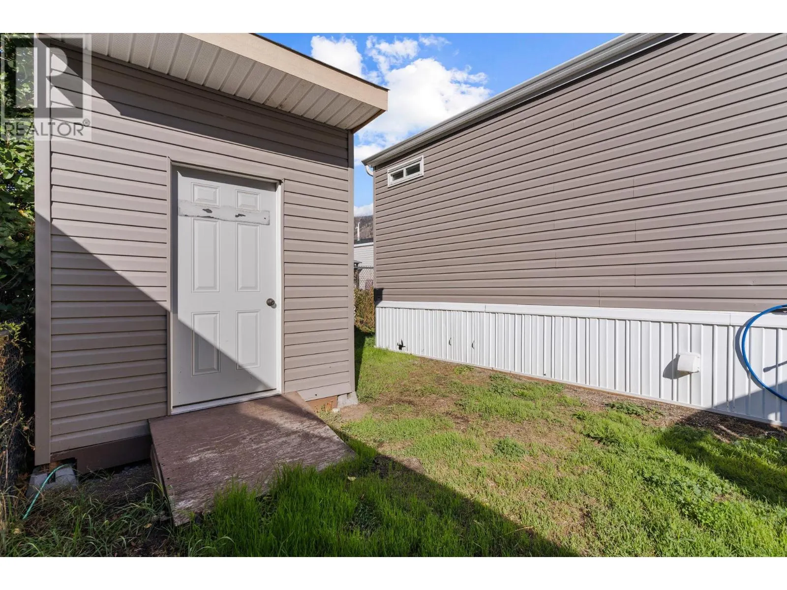 1699 Ross Road Unit# 201