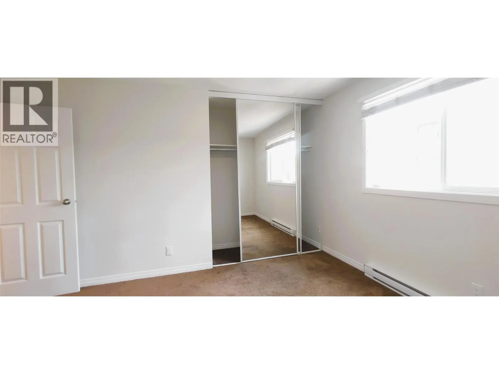 625 Rowcliffe Avenue Unit# 207