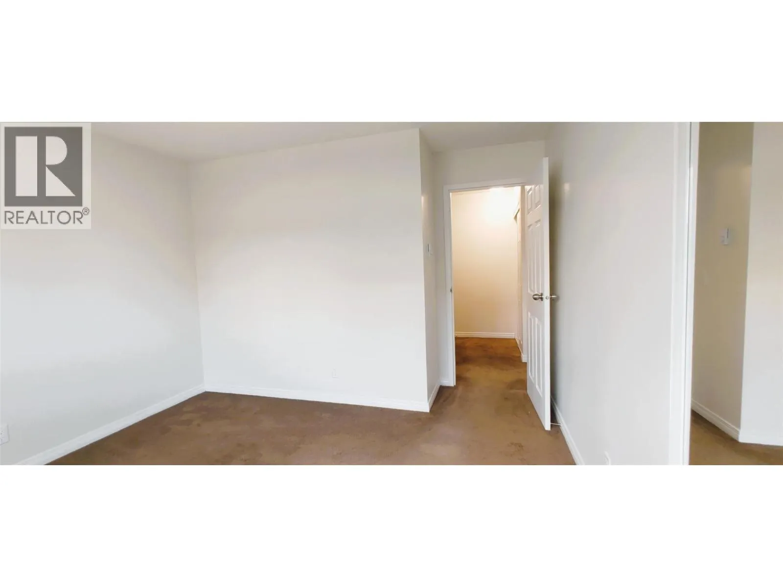 625 Rowcliffe Avenue Unit# 207