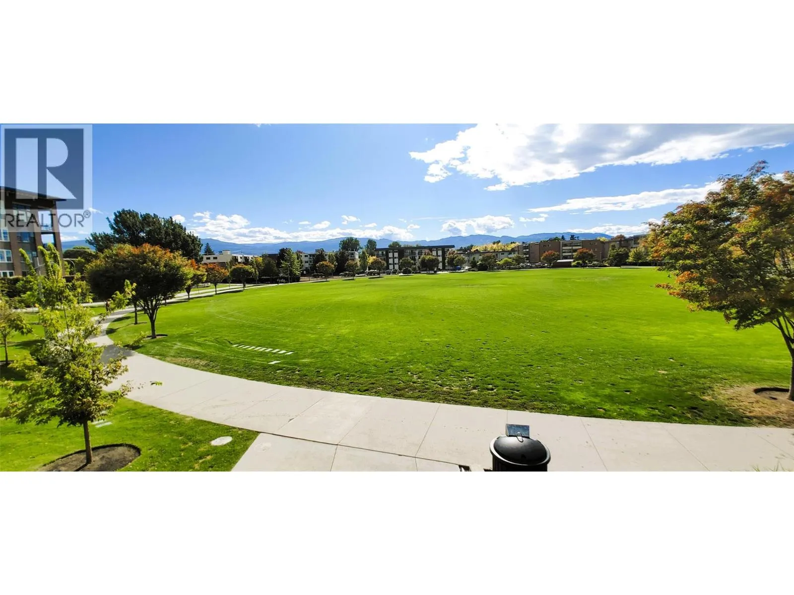 625 Rowcliffe Avenue Unit# 207