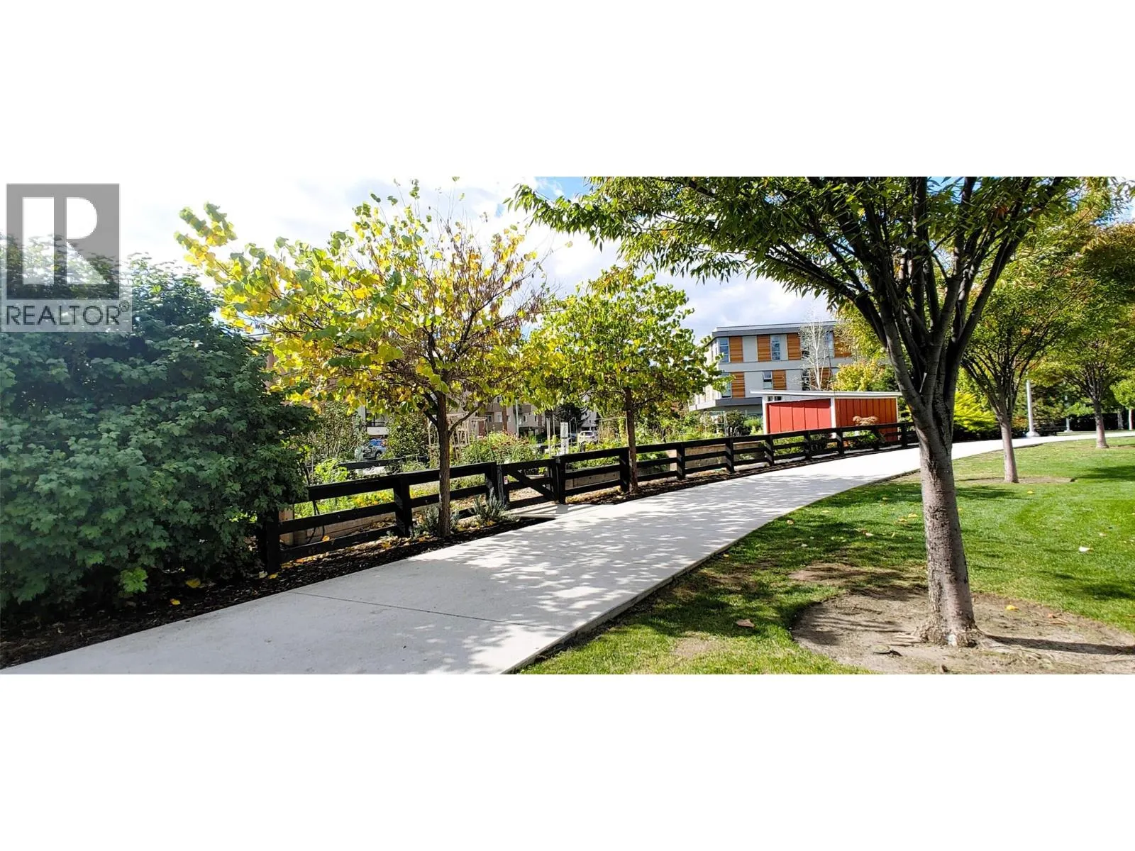 625 Rowcliffe Avenue Unit# 207