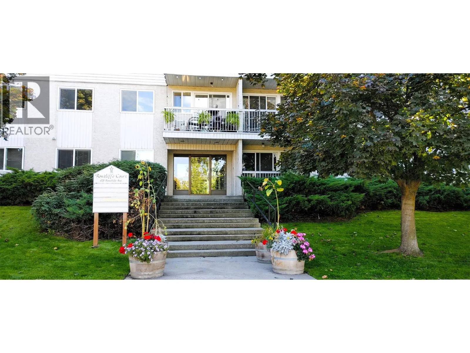 625 Rowcliffe Avenue Unit# 207