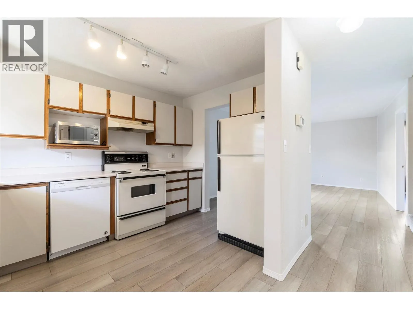 600 10 Street SW Unit# 6
