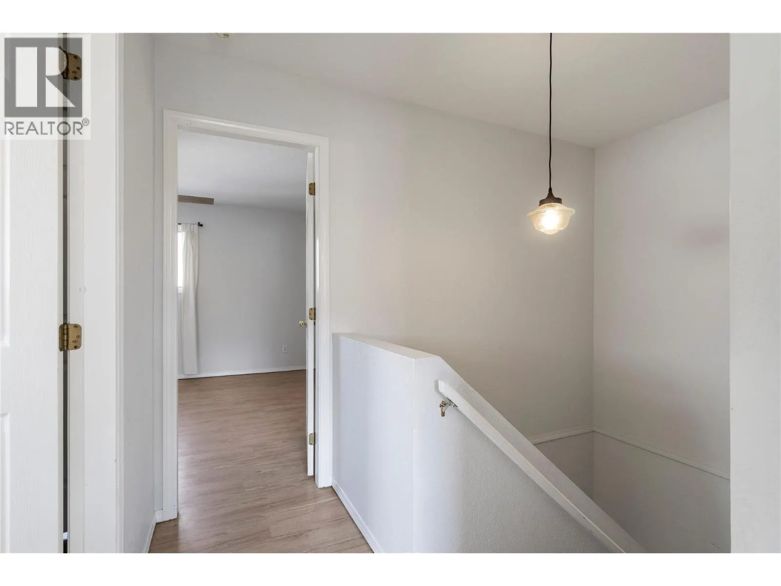 600 10 Street SW Unit# 6