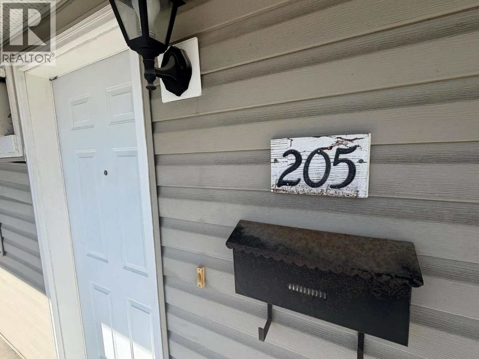 3712 24 Avenue Unit# 205