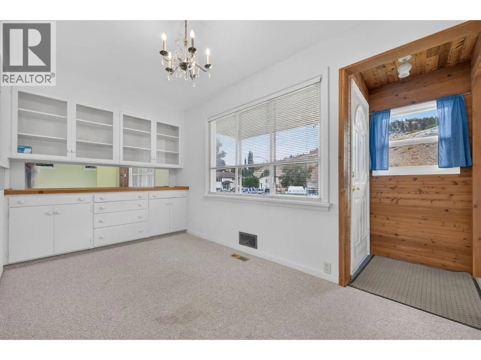 879 Trench Court