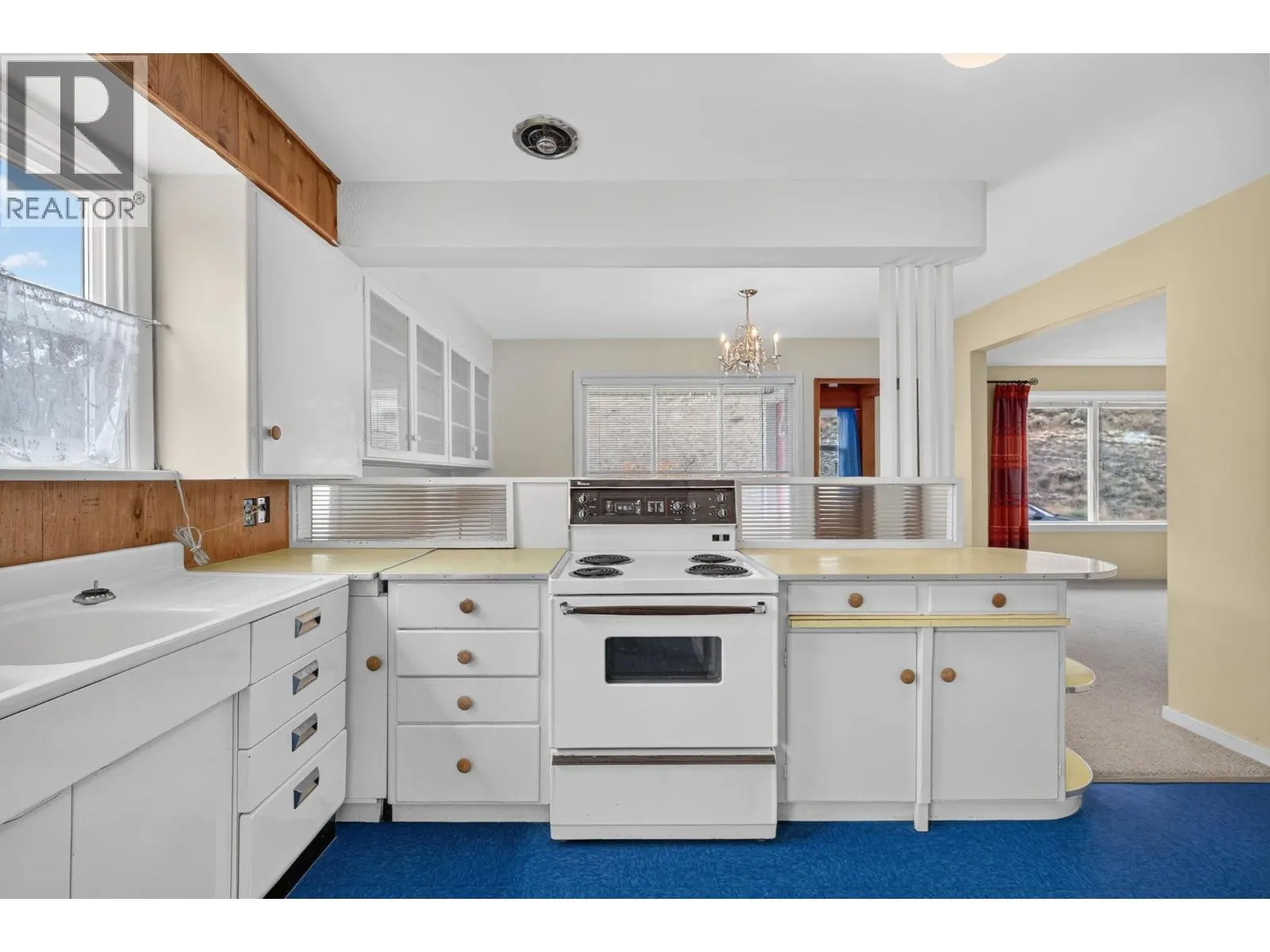 879 Trench Court