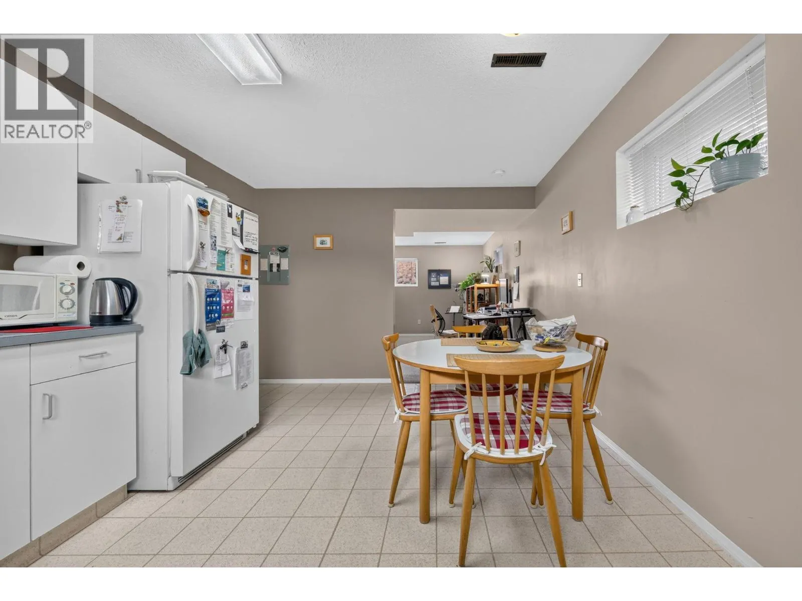 879 Trench Court