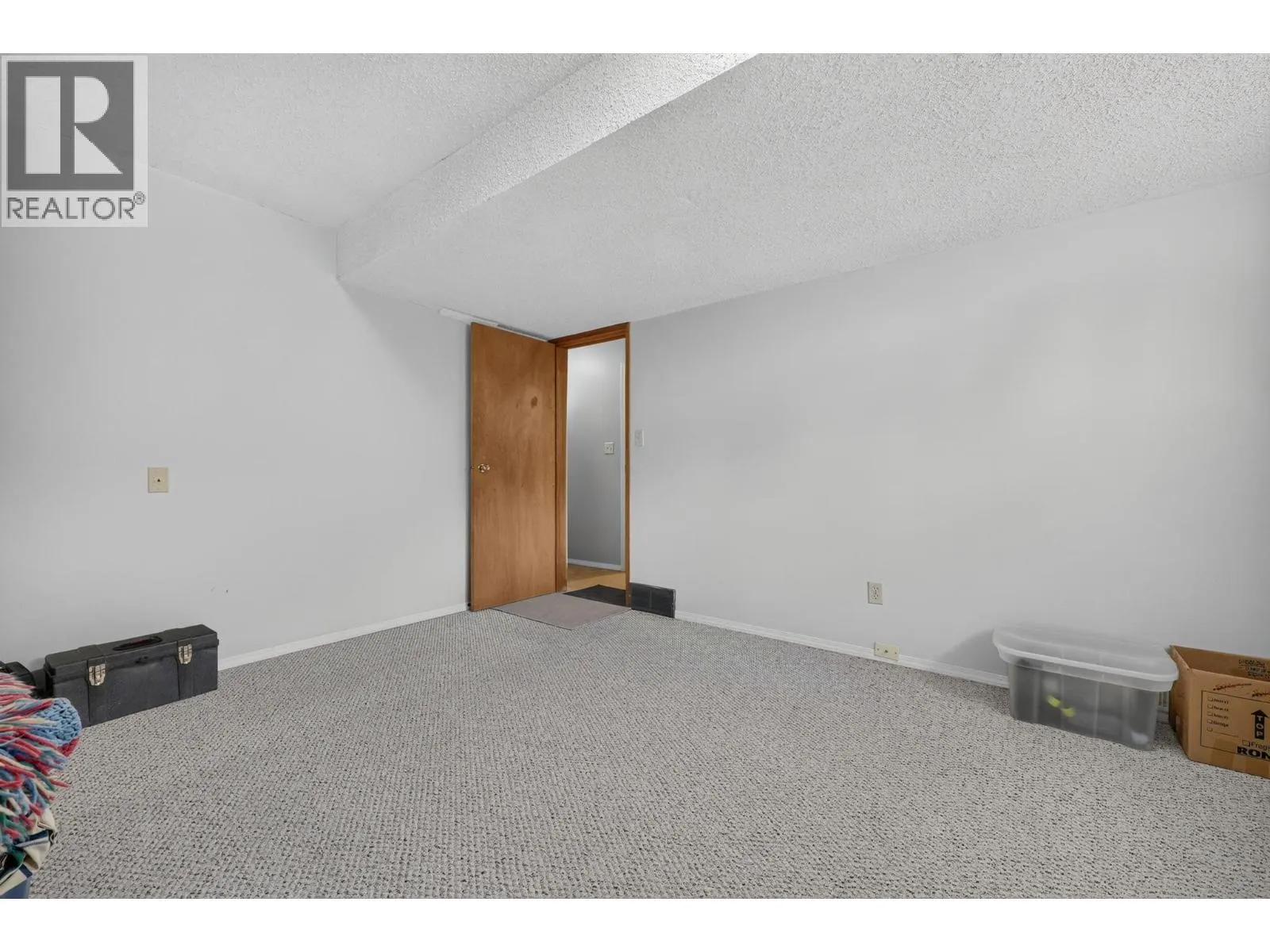 879 Trench Court
