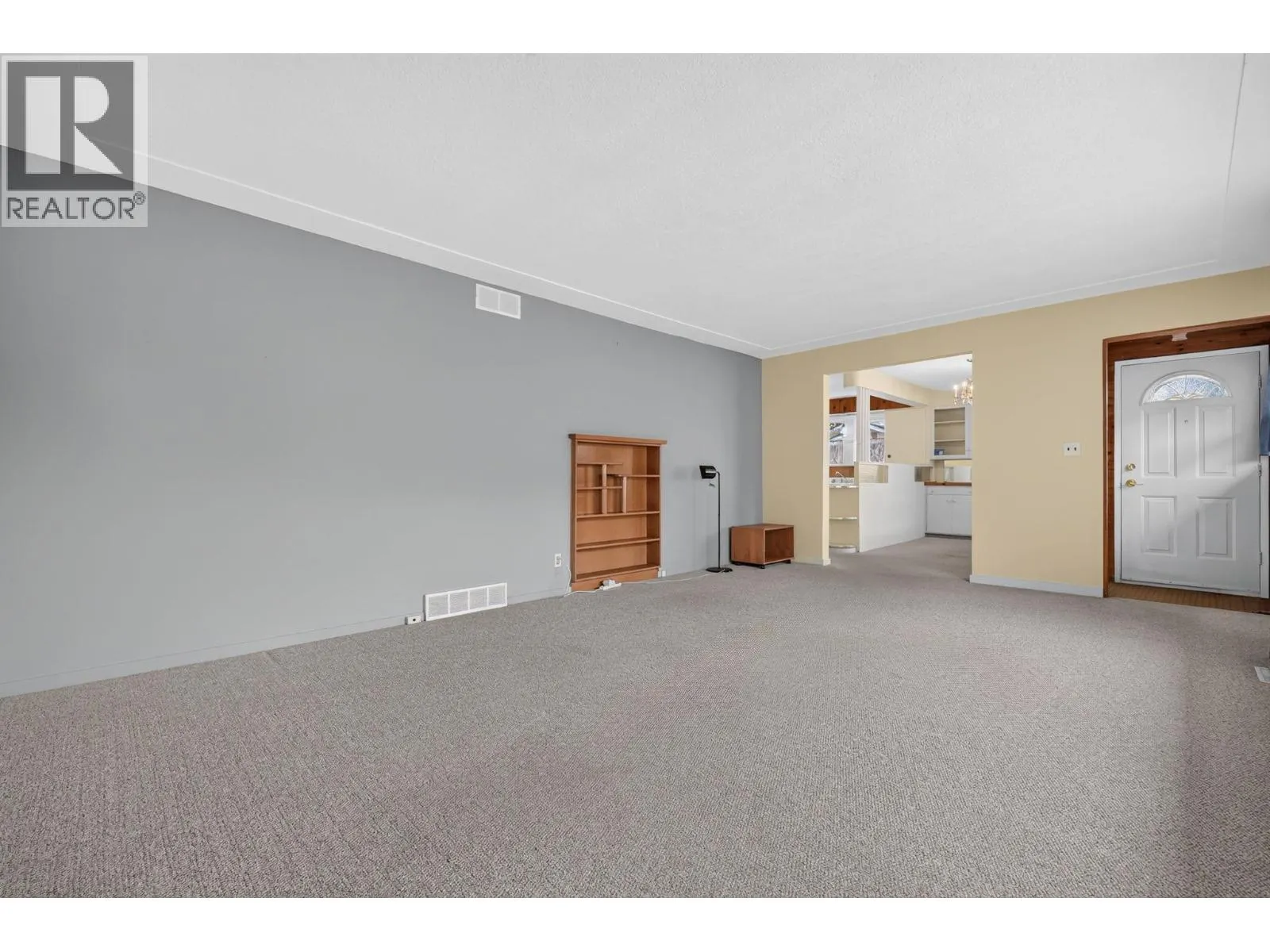 879 Trench Court