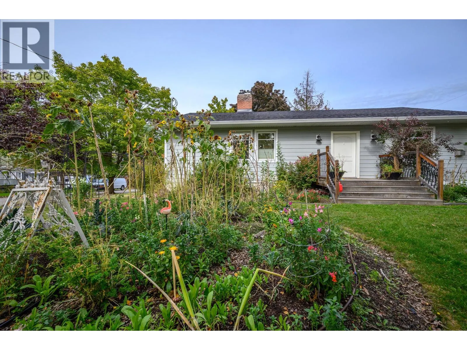 2003 30 Avenue