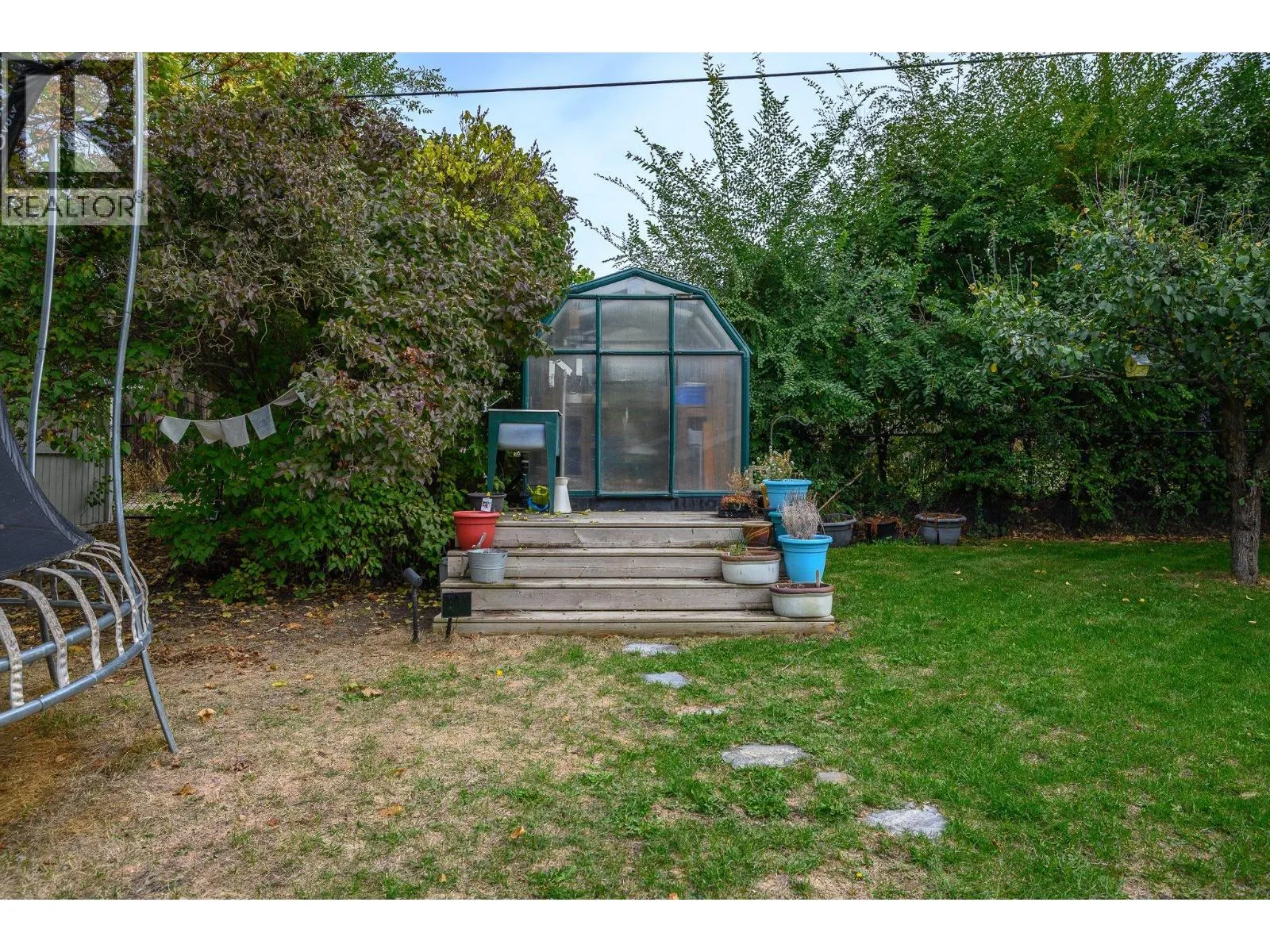2003 30 Avenue