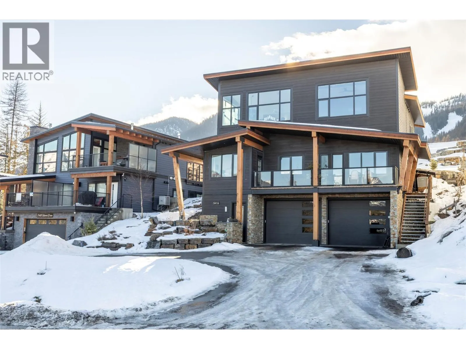 5416 Resort Drive